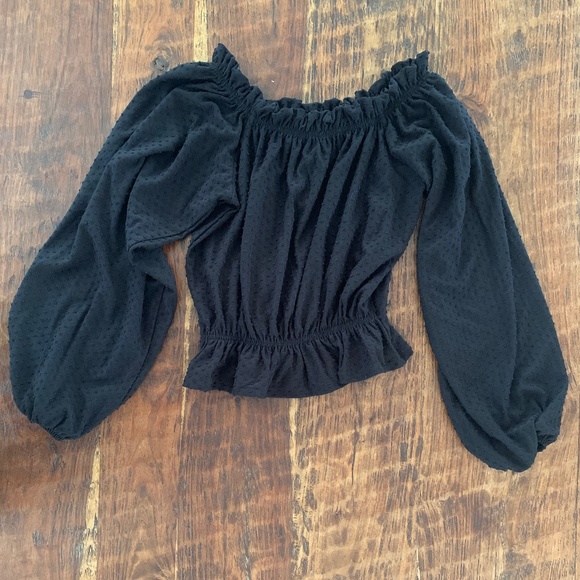 H&M off the shoulder top - Picture 1 of 2